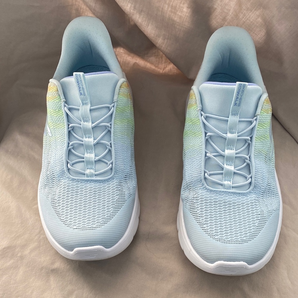 Sketchers slip-ins Go-Walk, size Women’s 9.5